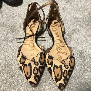 EUC Sam Edelman leopard calf skin flats with ankle strap. Size 9